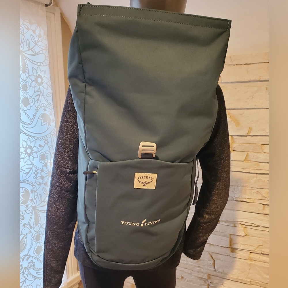 Osprey Arcane Roll Top Backpack NWOT - Picture 2 of 7